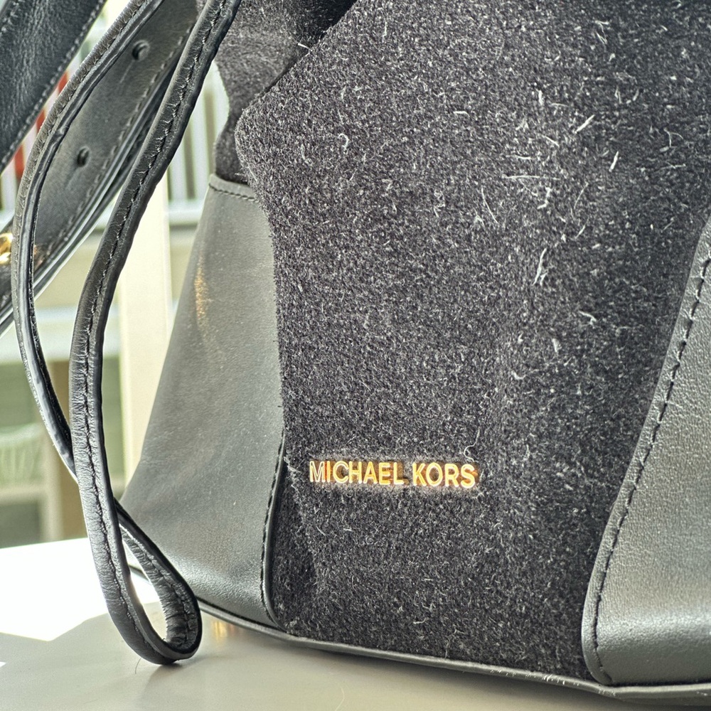 Michael Kors Suede bucket bag